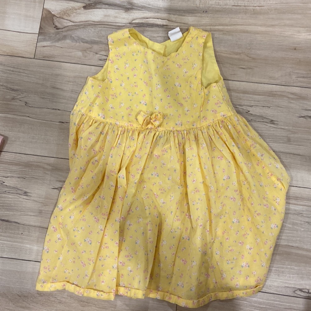 Lot of 3 EUC H &M Dresses Size 1 1/2-2Y (2T) - Picture 4 of 7